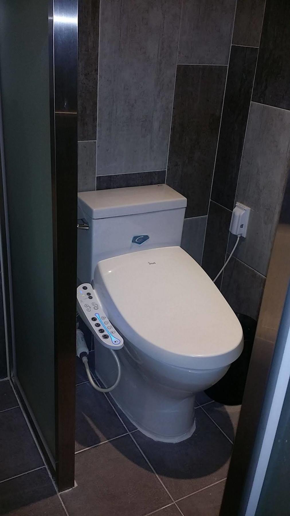 Hotel The May Пусан Екстериор снимка