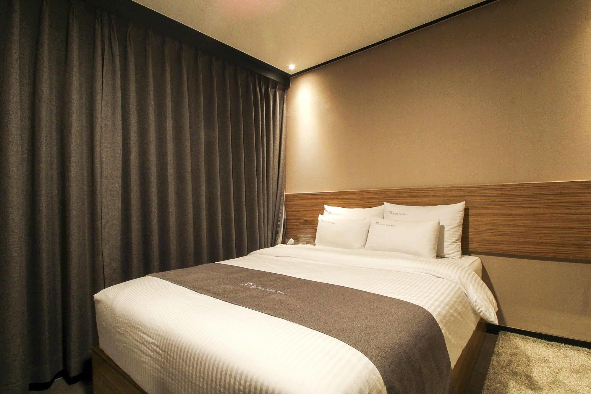 Hotel The May Пусан Екстериор снимка
